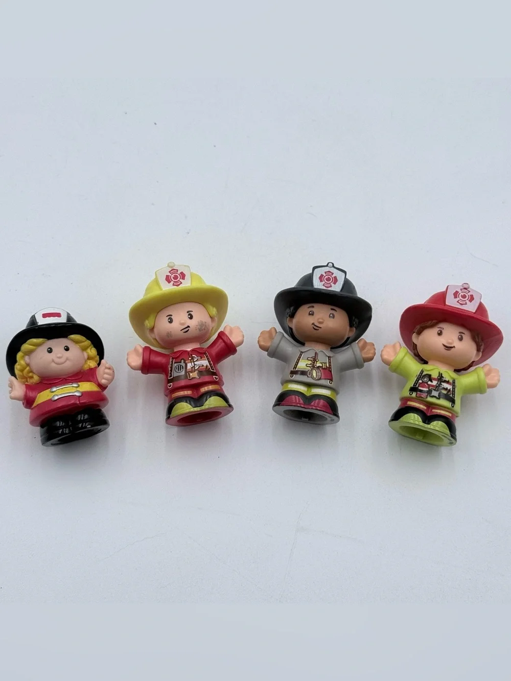 Fisher Price Little People Firefighter Figures Helping Others Lot Of 4 1998-2016